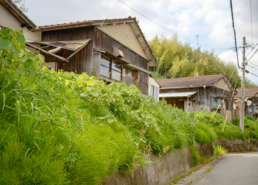 1. 宇都宮市にお住まいのH様が、「足利市にある特定空き家に指定されそうな相続不動産を無事に手放せた事例」